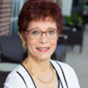 Meet your Posher, Tina